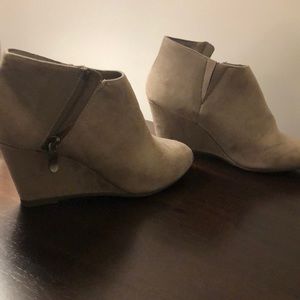 CL by Laundry Valor suede wedge bootie